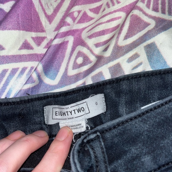 skinny jeans - Picture 2 of 2